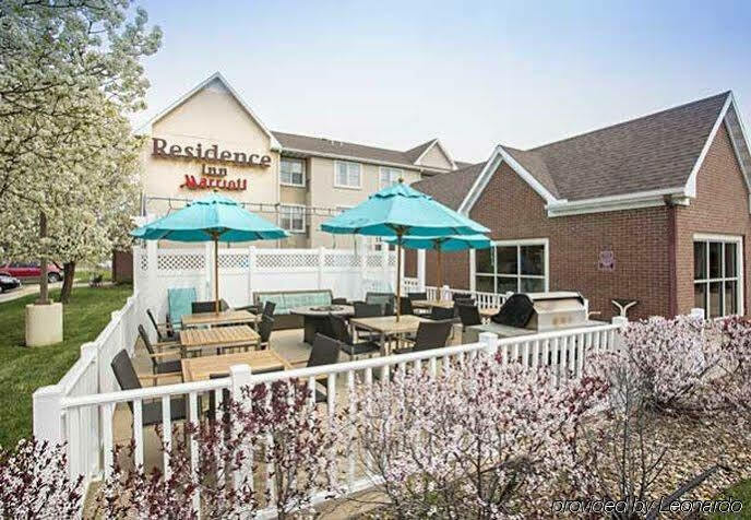 Residence Inn Topeka Bagian luar foto